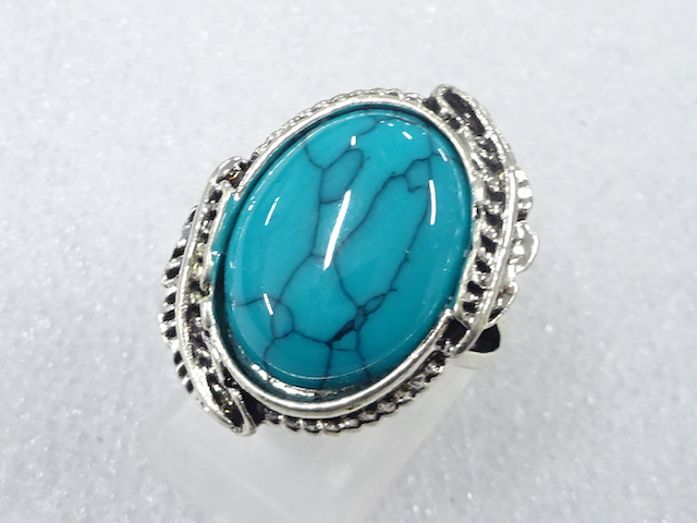 色石　指輪(8号)